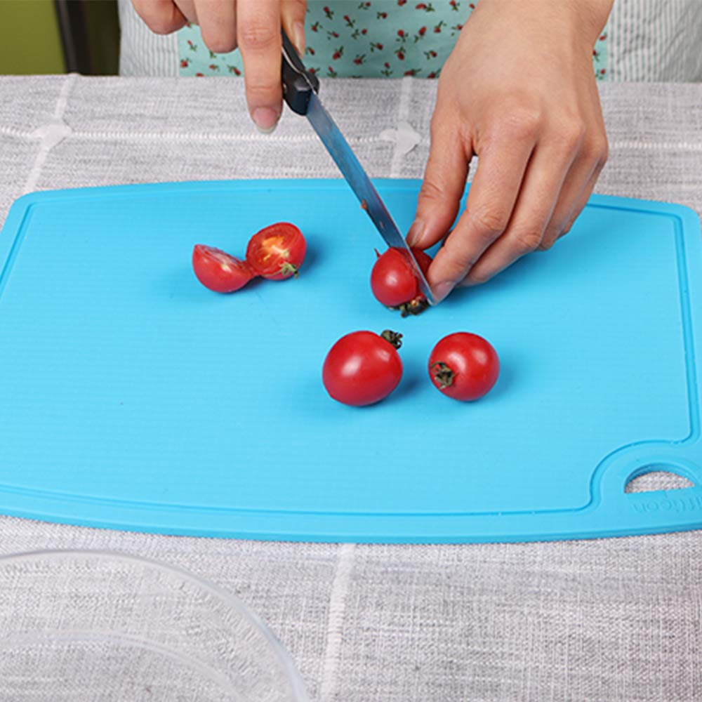 liflicon: 100% Food Grade Thick Silicone Cutting Board (12.6'' x 9.1'') - The Tribalist