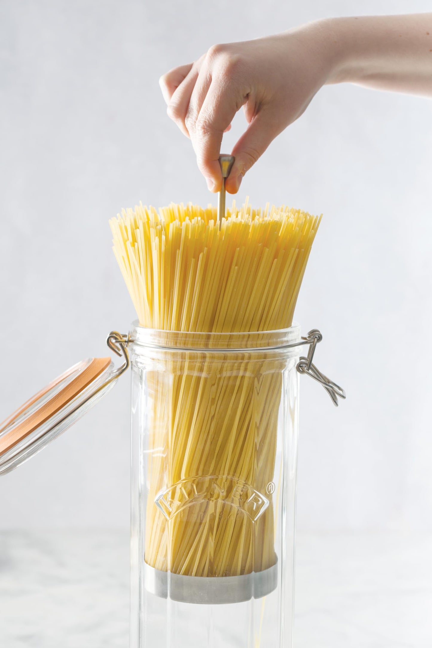 Kilner: Spaghetti Jar (74.5 Ounces, 2.2 Liters)