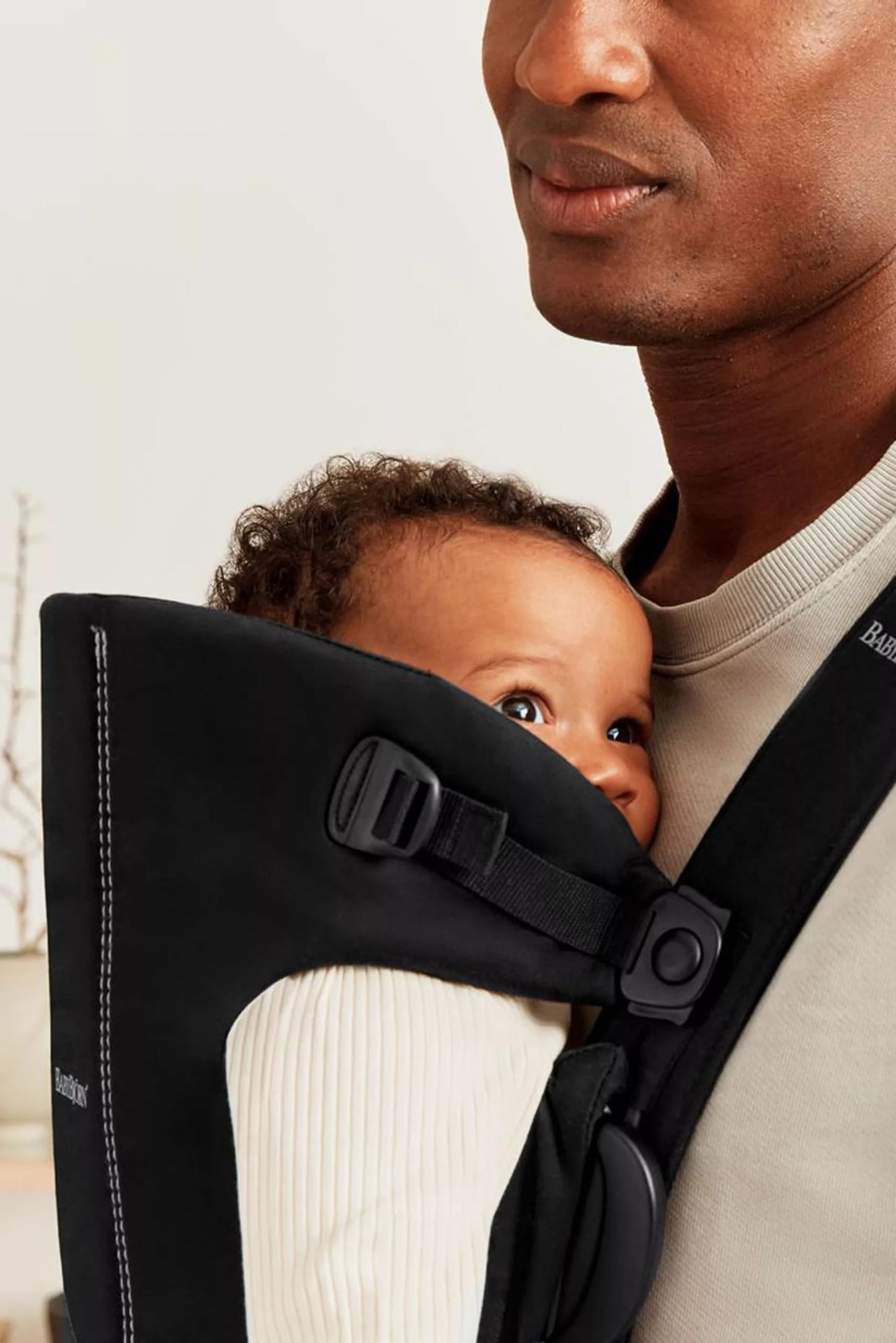 BabyBjörn Baby Carrier Mini, Cotton, Black - The Tribalist