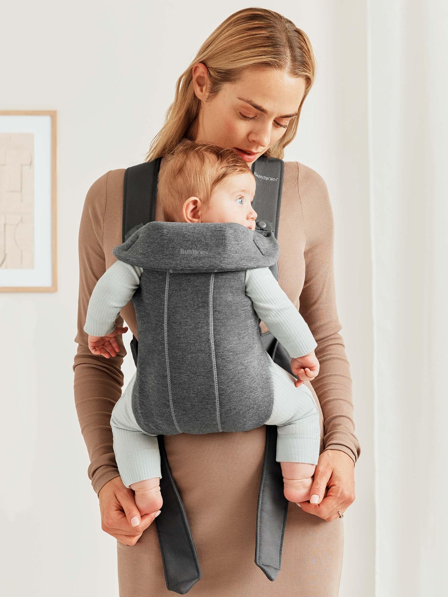 BabyBjörn Baby Carrier Mini, Cotton, Black - The Tribalist