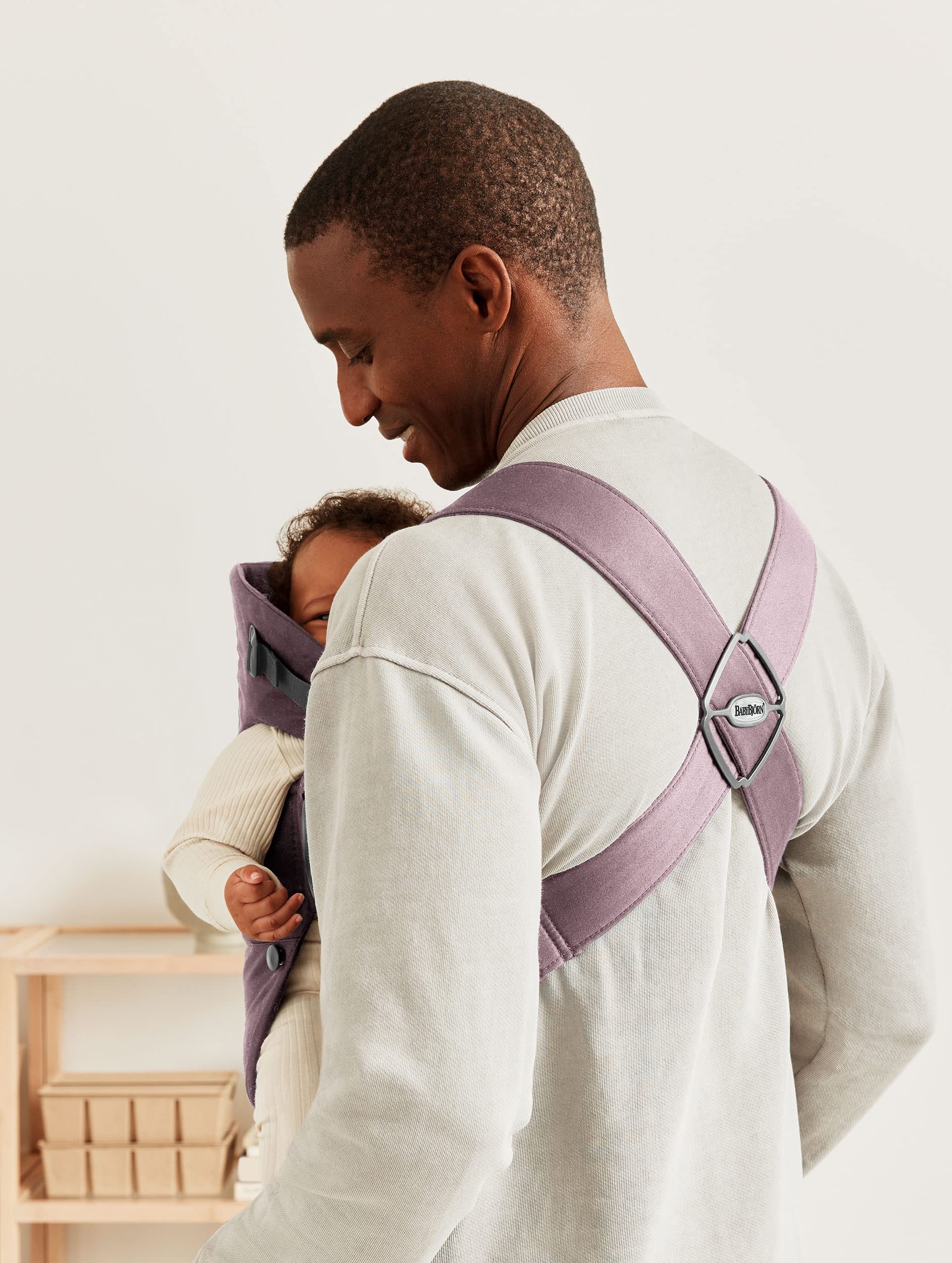 BabyBjörn Baby Carrier Mini, Cotton, Black - The Tribalist