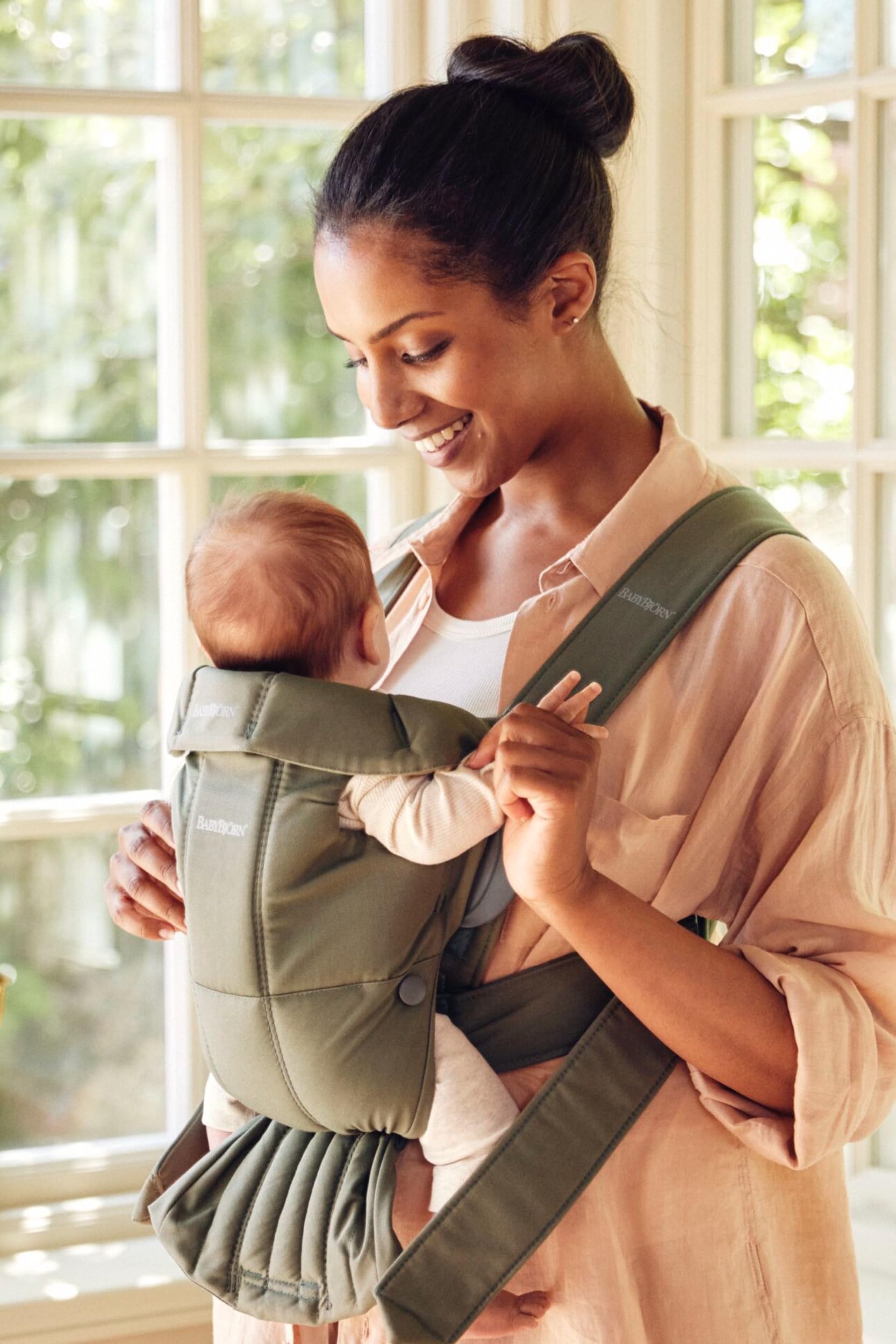 BabyBjörn Baby Carrier Mini, Cotton, Black - The Tribalist