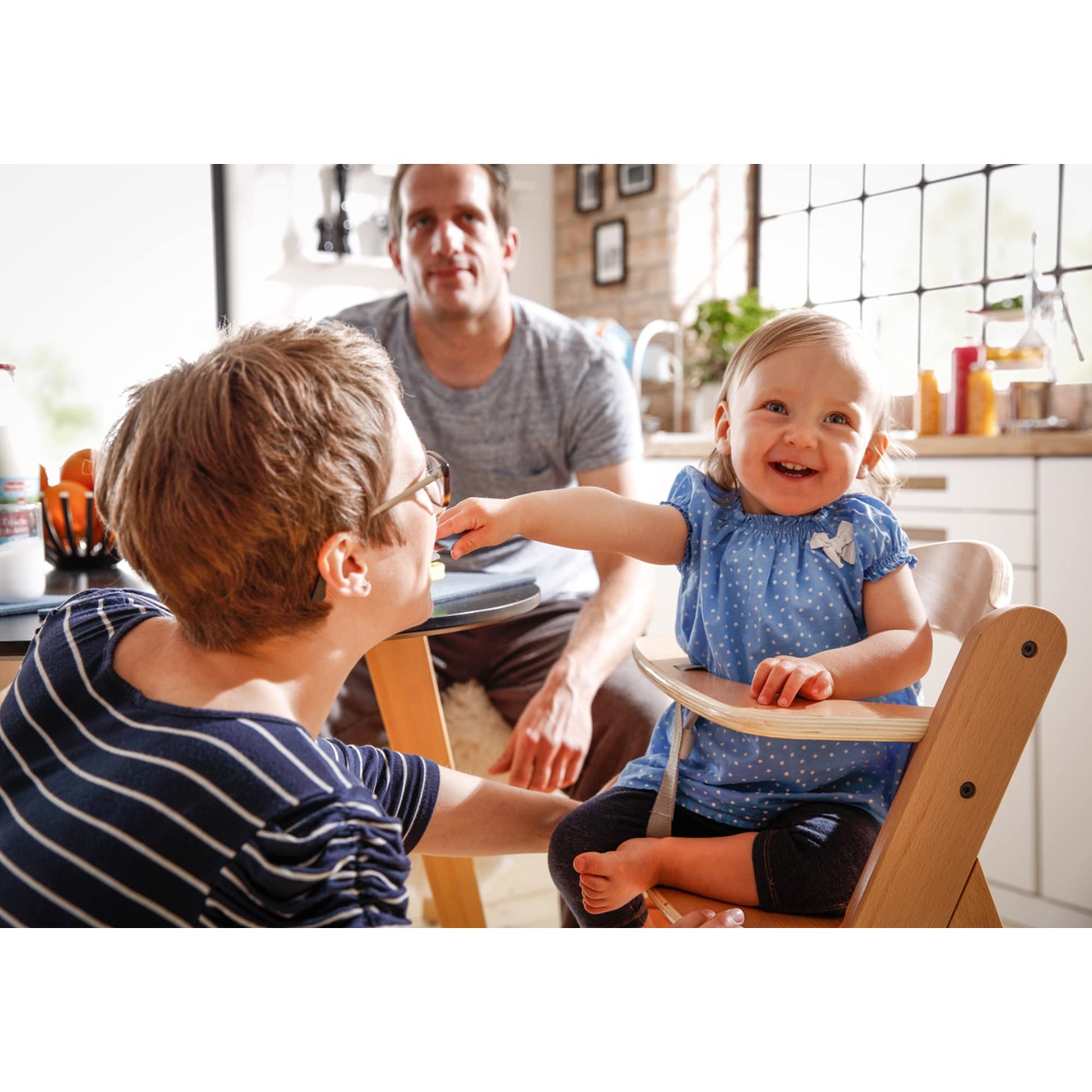 The Tribalist - Hauck Hauck: Alpha+ Grow Along Adjustable Wooden High Chair Seat with 5 Point Harness and Bumper Bar