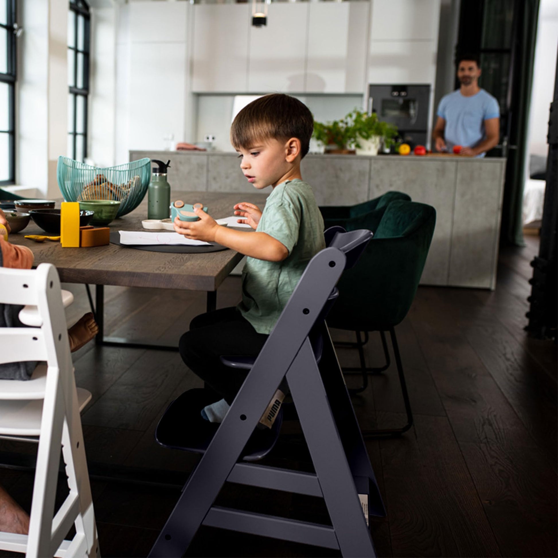 The Tribalist - Hauck Hauck: Alpha+ Grow Along Adjustable Wooden High Chair Seat with 5 Point Harness and Bumper Bar