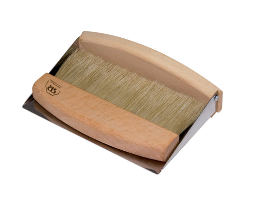 The Tribalist - Redecker: Oiled Beechwood Table Sweeping Set with Natural Pig Bristles