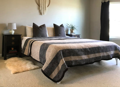 Desert Breeze: 100% Natural Premium Alpaca and Merino Wool Blanket - The Tribalist