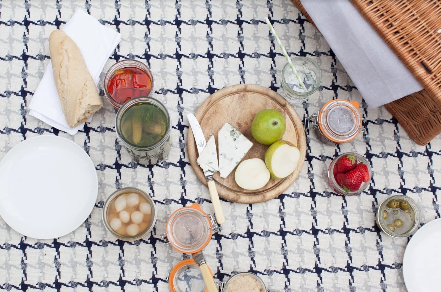 The Tribalist - Le Parfait: French Glass Canning Jar with Airtight Rubber Seal